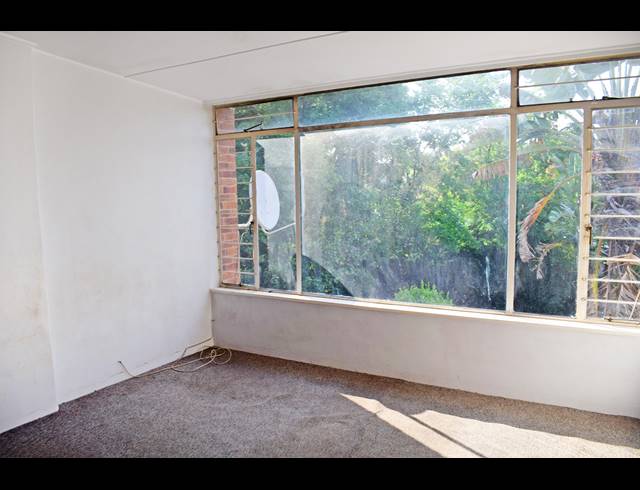 2 BEDROOM APARTMENT FOR SALE IN SAVOY ESTATE